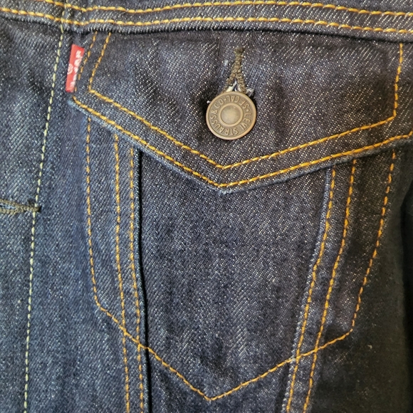 Men's Denim Jacket - Picture 4 of 12